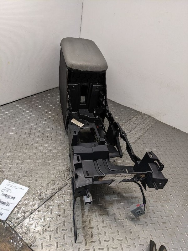 2018-2022 CHEVROLET COLORADO FRONT CENTER CONSOLE FLOOR BASE FRAME 84505 1192575