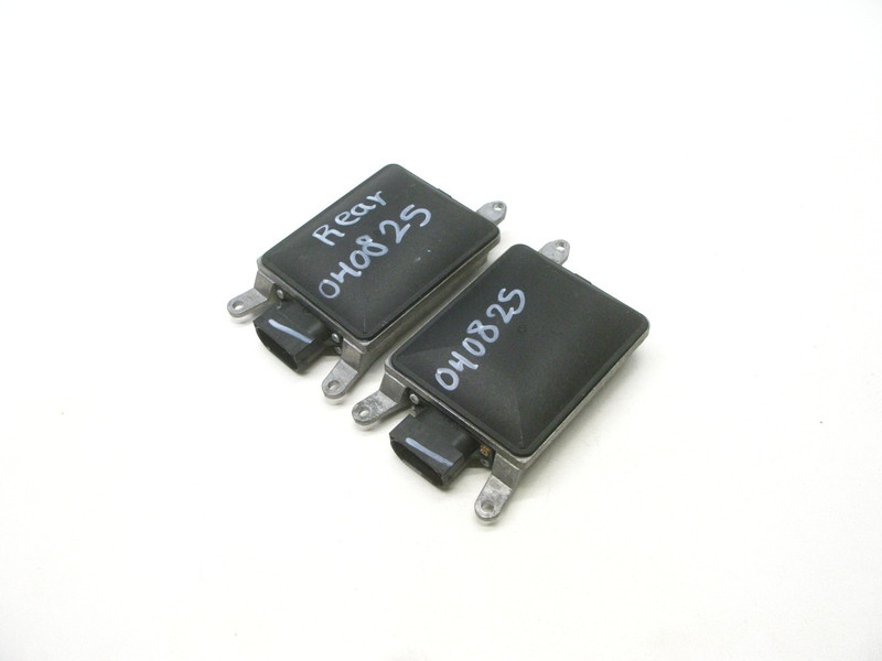 13-17 AUDI 8T A5 S5 RS5 A4 MASTER BLIND SPOT RADAR SENSOR MODULE UNIT OEM 040825