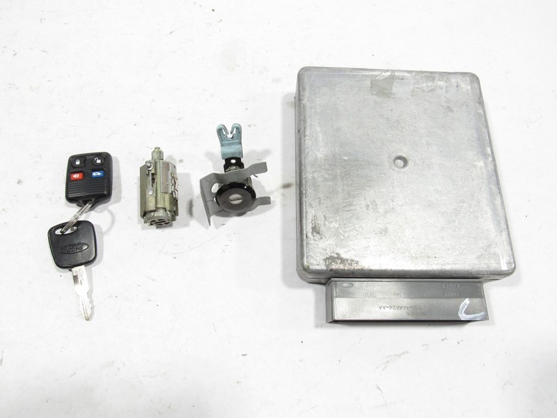 99-04 Ford Mustang GT 1999 Engine Motor Control Module Unit Key Lock Set ;