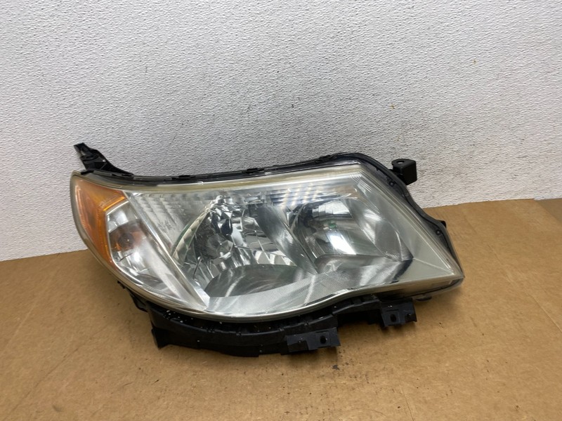2009 - 2013 Subaru Forester Right Passenger Side Halogen Headlight OEM AE3241 DW