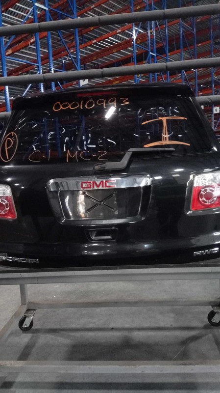 Used Deck Lid fits: 2012 Gmc Acadia w/power lift opt TB5 w/o rear view camera Gr