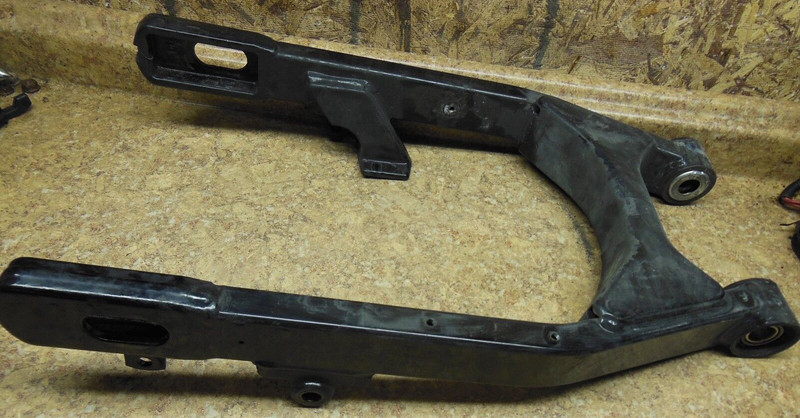 2008 Harley Davidson HD FXDL Dyna Glide Rear Back Swingarm Swing Arm Pivot 08