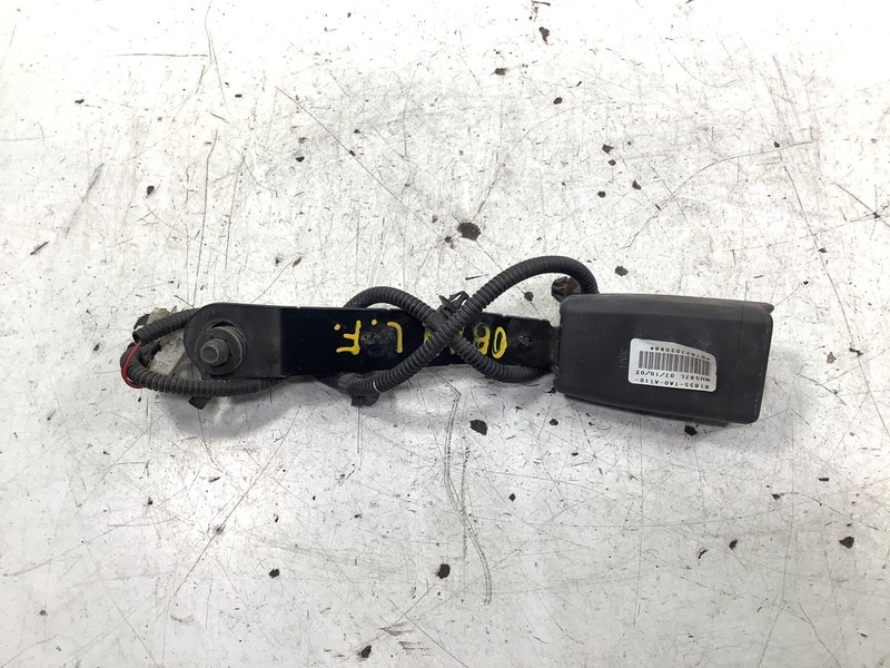 08-012 Honda Accord 4DR Left Seat Belt Buckle Gray OEM