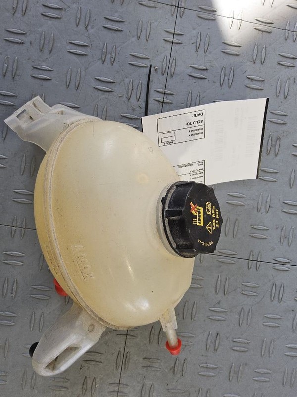 Coolant Reservoir Fits 17-19 MKC 3533956
