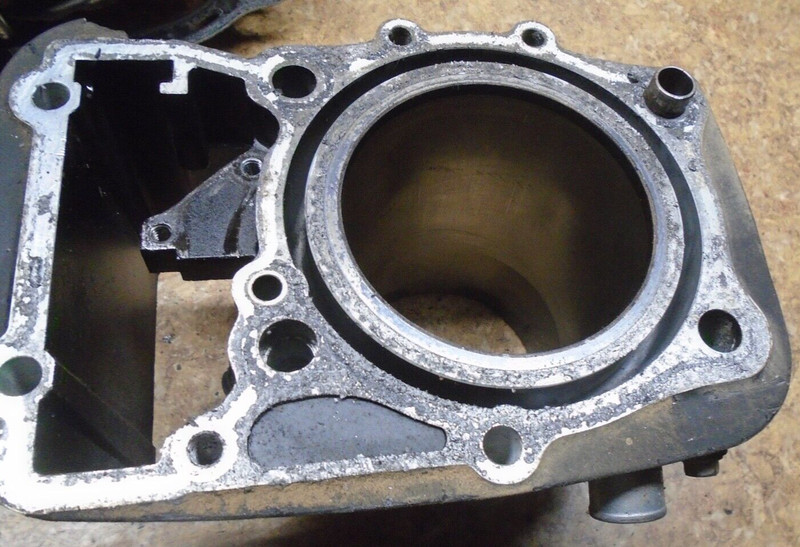 1998 Suzuki Marauder VL800 VL 800 Engine Cylinder Jug Barrel Motor Front 1999 98