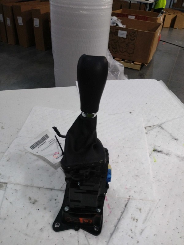 2018 Jeep Renegade Automatic Transmission Shift Lever Assembly 104K Miles