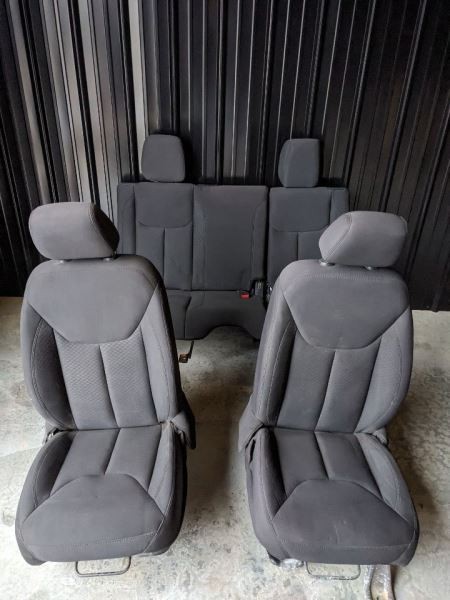 2011-2018 Jeep Wrangler JK JKU 4 Door OEM Black Cloth Seats Set 1061772
