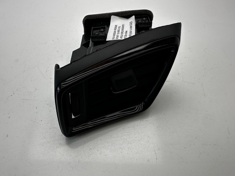 DASHBOARD AIR VENT LEFT SIDE FOR NISSAN ROGUE 2014 - 2020 PN E989-5311-100