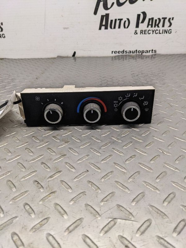 Temperature Control Dash Mounted With AC Fits 08-21 EXPRESS 2500 VAN 1145179