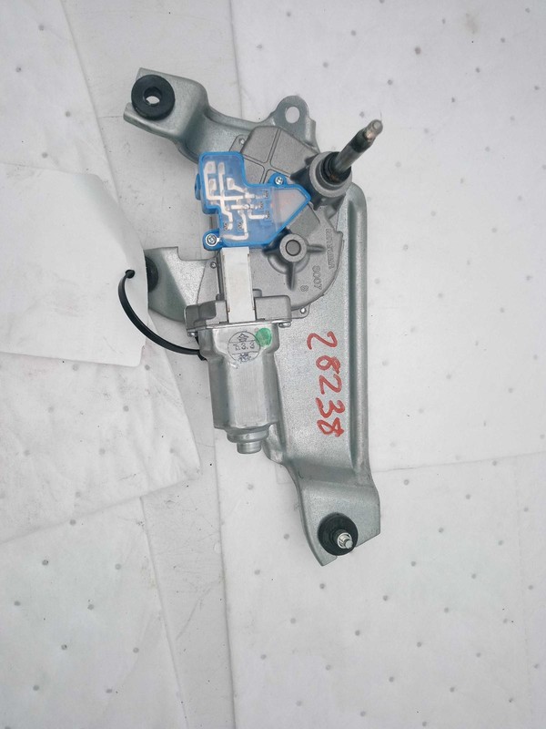 Used Back Glass Wiper Motor fits: 2015 Subaru ForesterGrade B