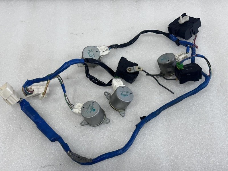 1998 1999 2000 LEXUS LS400 HVAC HEATER VENT ACTUATOR MOTORS DAMPERS WIRE HARNESS