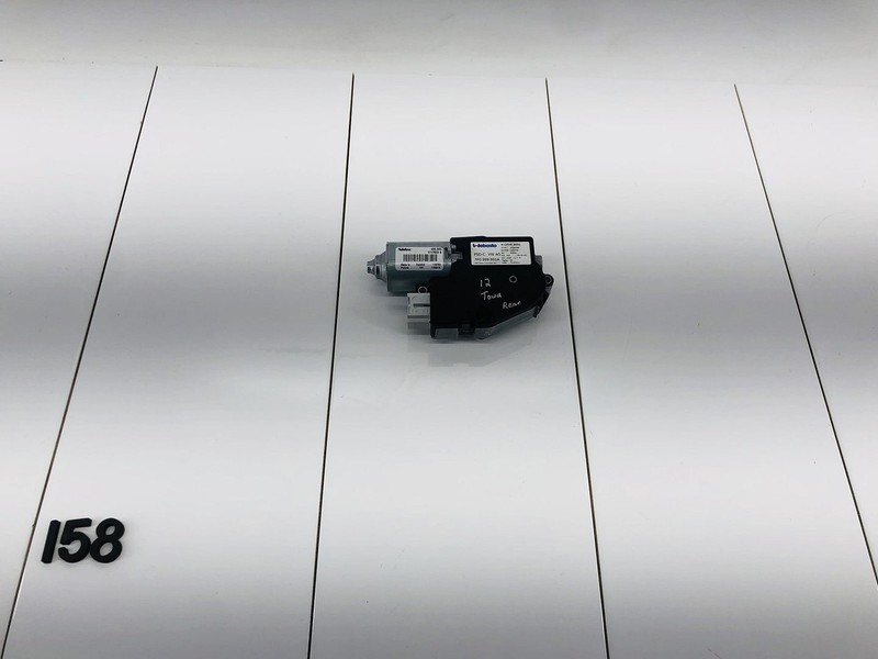 11-17 VOLKSWAGEN TOUAREG REAR PANORAMIC SUNROOF MOONROOF ROOF MOTOR OEM