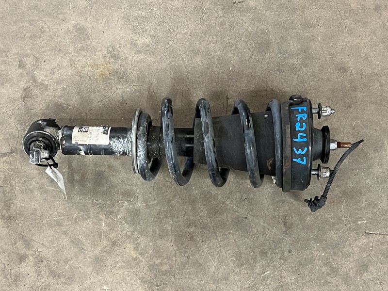 ⭐2015-2020 CADILLAC ESCALADE 4X4 FRONT RIGHT SHOCK STRUT ABSORBER OEM LOT2437