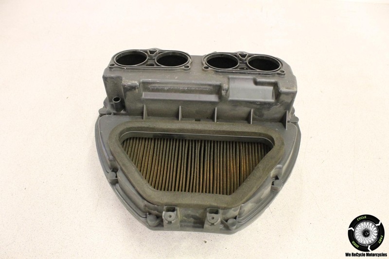 2012 Triumph Street Triple R AIRBOX AIR INTAKE FILTER BOX HOUSING 12