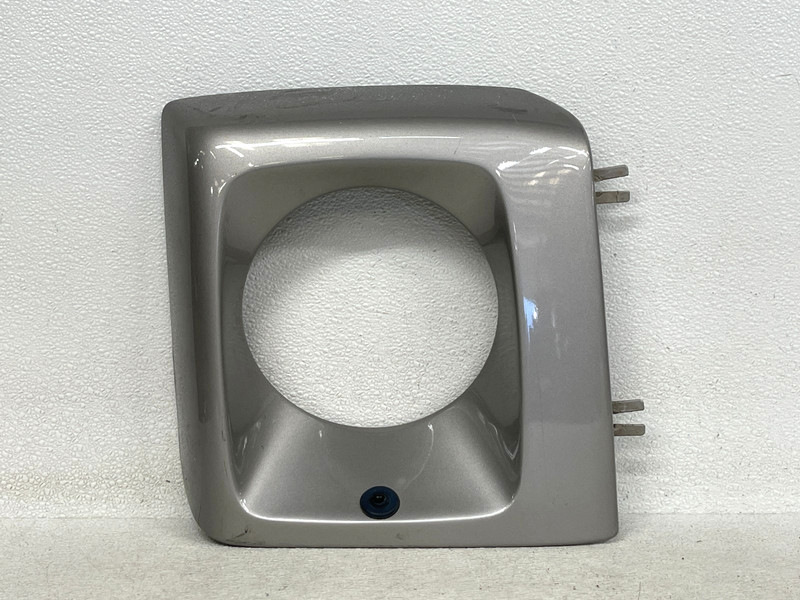⭐2002-2008 MERCEDES-BENZ G-CLASS FRONT LEFT HEAD LAMP BEZEL COVER OEM LOT2671