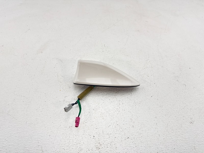 2019-2024 Subaru Forester Roof Shark Fin Combination Radio Antenna OEM