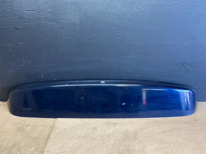2003 to 2008 Toyota Matrix upper tailgate deck lid spoiler trim D9414