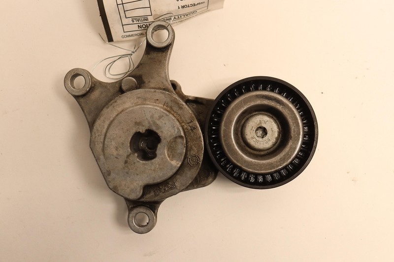 2014-2021 MERCEDES CLA250 C117 ENGINE SERPENTINE BELT TENSIONER PULLEY OEM