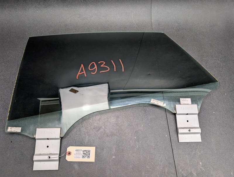 Rear Left Door Window Glass 2019 Audi A7 4K8845025 2020 2021 2022 2023 2024