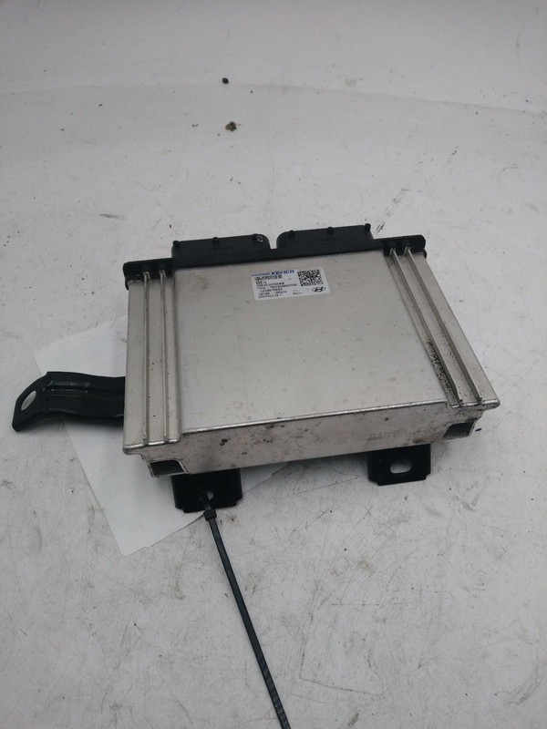 2021 Hyundai Venue Engine Control Module ECM 1.6L OEM 58K Miles White