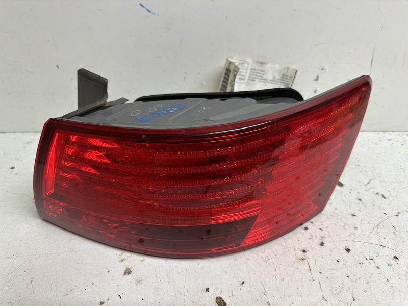 2009-2010 Hyundai Sonata Right Passenger Tail Light Lamp Taillight Taillamp Oem