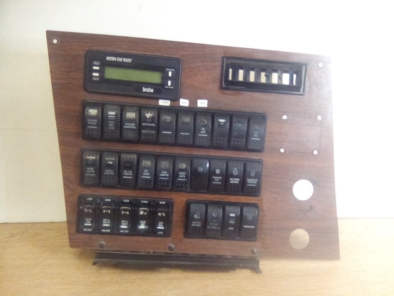 2019 Western Star Switch Panel