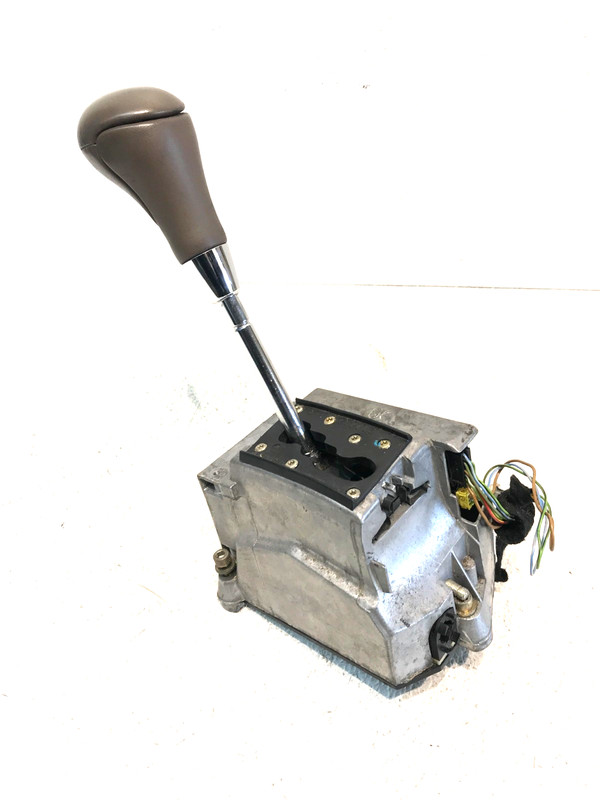 2000-06 Mercedes W220 S430 Floor Gear Shift Shifter Selector Box OEM