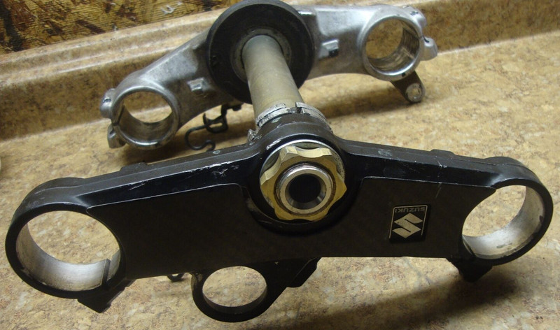 2003 Suzuki GSX-R600 GSXR6 GSXR600 Triple Tree Fork Clamp Mount Upper Lower 03