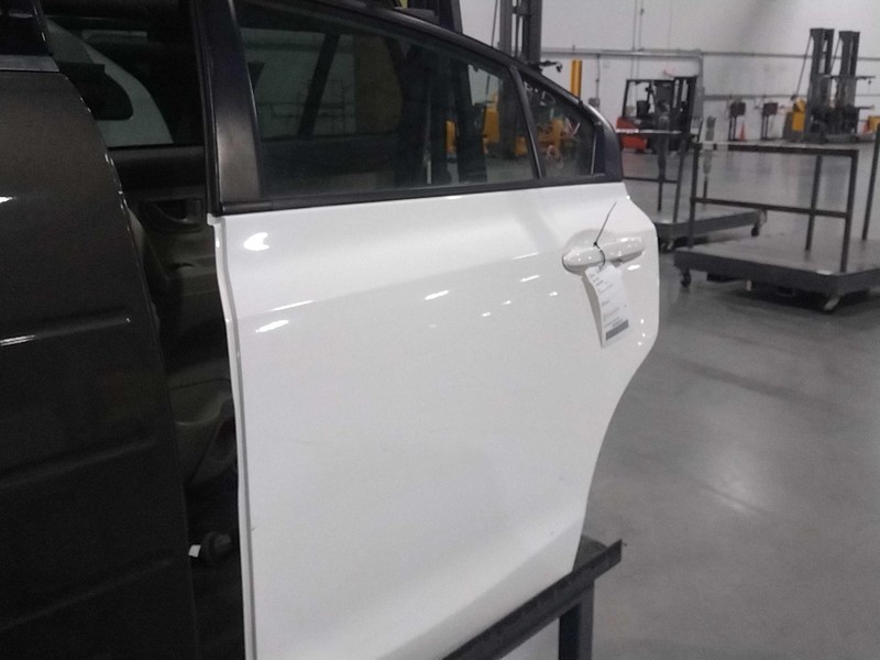 2015 Honda Civic Rear Left Door White 93511 Used 247K Miles