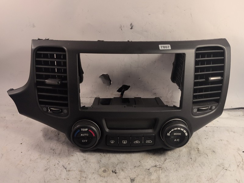 06 07 08 Kia Optima Dash Bezel with Climate Control Unit OEM Vent 97250-2GXXX