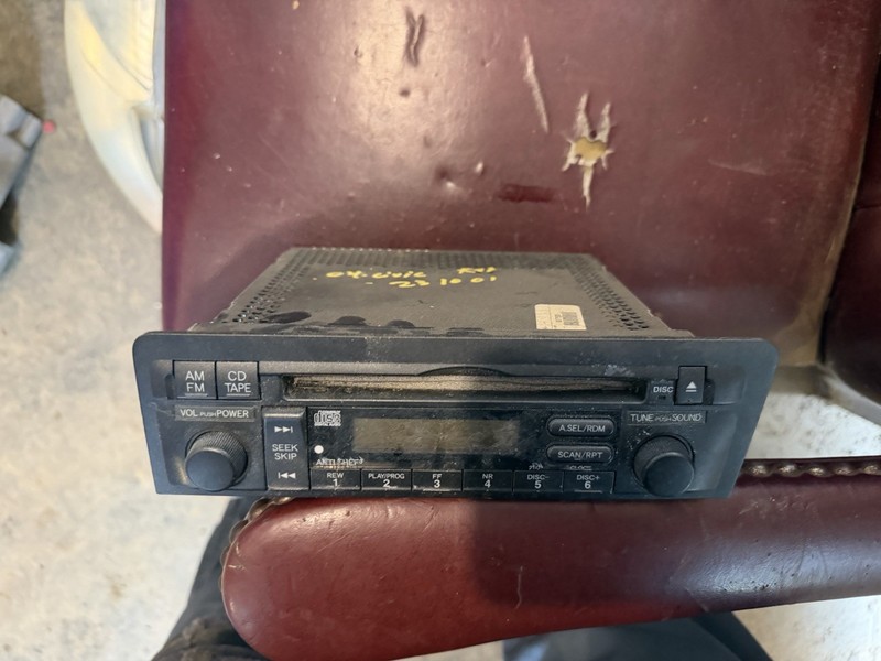 2001-2005 Honda Civic Am Fm Radio Cd Player 39101-S5A-A210-M1 OEM Stereo
