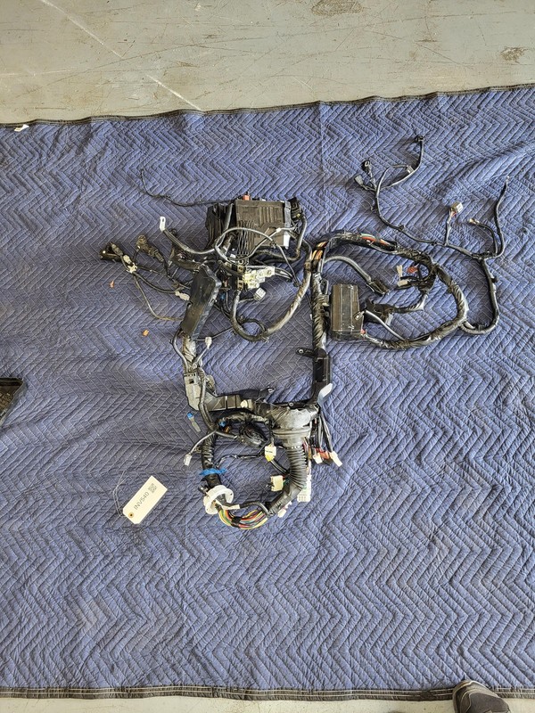 Used Oem Subaru Engine Bay Fuse Box Wiring Harness for 2023 Ascent 2.4L AWD