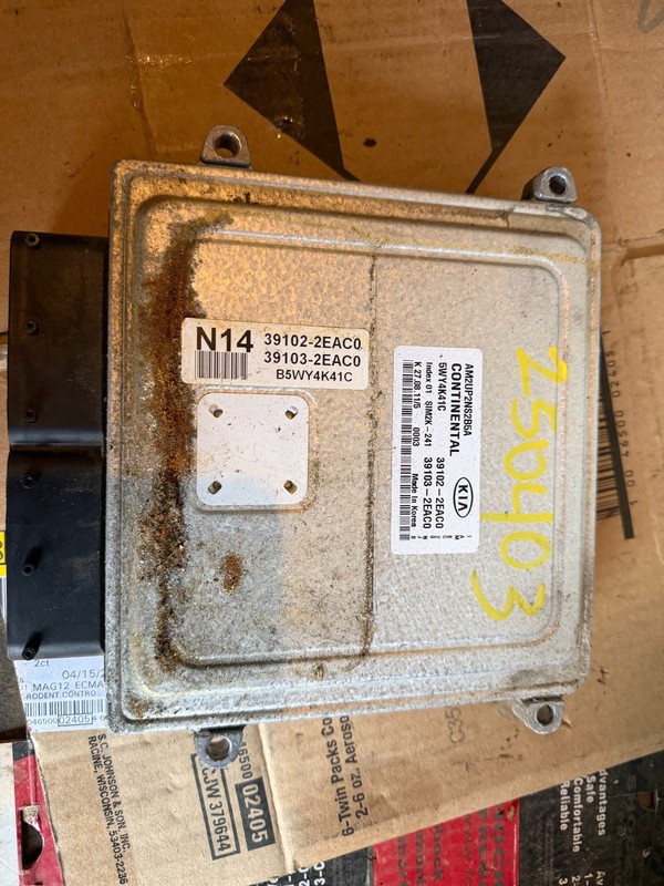 12 13 KIA SOUL 2.0 OEM Engine Computer ECU ECM PCM 39102-2EAC0