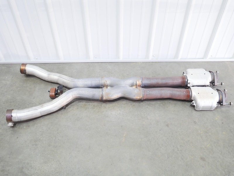 Used Exhaust Mid X Pipe Crossover 2014-2019 Chevy Corvette Z06 C7 19k Miles OEM