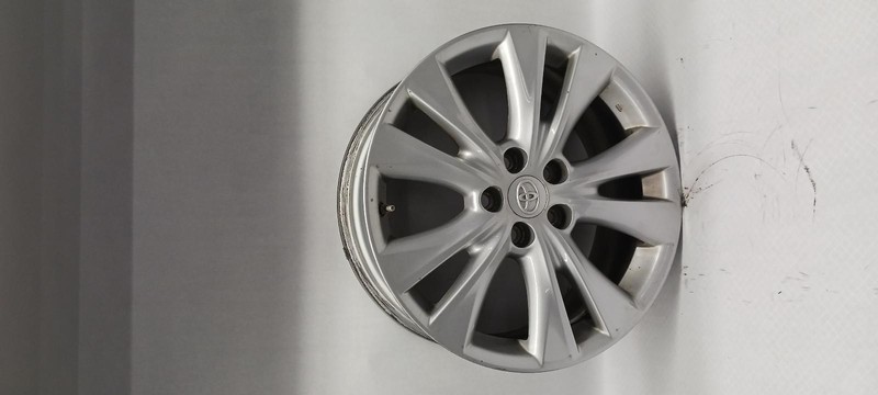 13-'15 TOYOTA RAV4 Wheel 18x7-1/2 alloy silver OEM Grade B