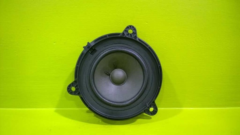 14 15 16 17 18 19 20 21 Q50 BOSE REAR SPEAKER OEM 3286-67