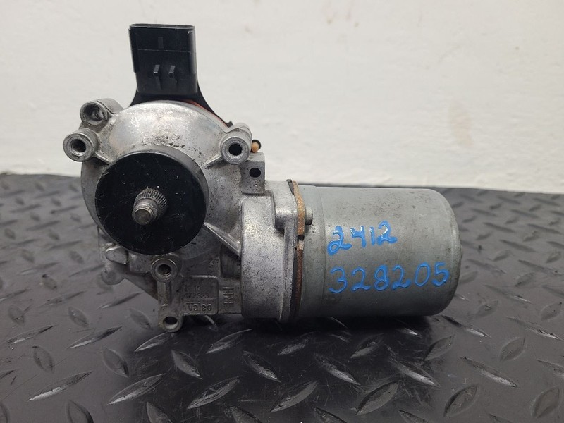 04-08 Dodge Ram 1500 Windshield Wiper Motor OEM 55077098AH