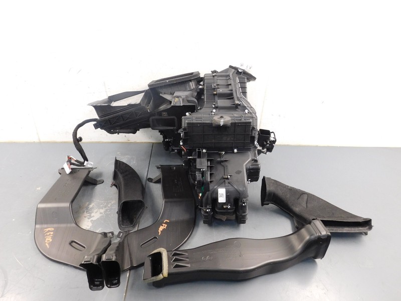 2021 Tesla Model S Long Range Plaid HVAC Under Dash Module / Ducts #9677 Y3
