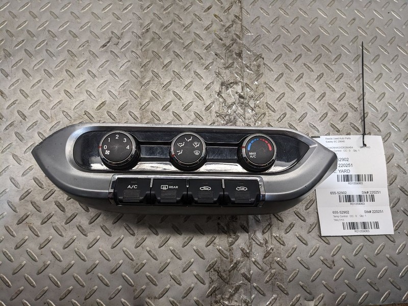 Temperature Control With AC Manual 3 Knob Fits 12-15 RIO 1059063