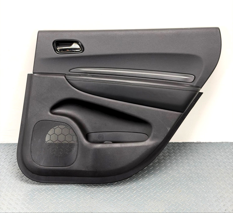 ✅ 2021-2022 DODGE DURANGO GT OEM REAR RIGHT PASS SIDE INTERIOR DOOR TRIM PANEL