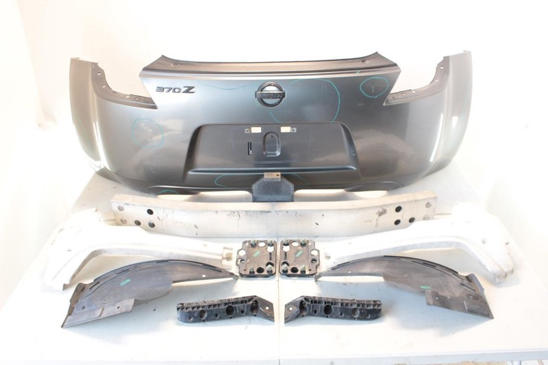 09-20 Nissan 370Z Coupe Gray Rear Bumper Cover with Reinforcement