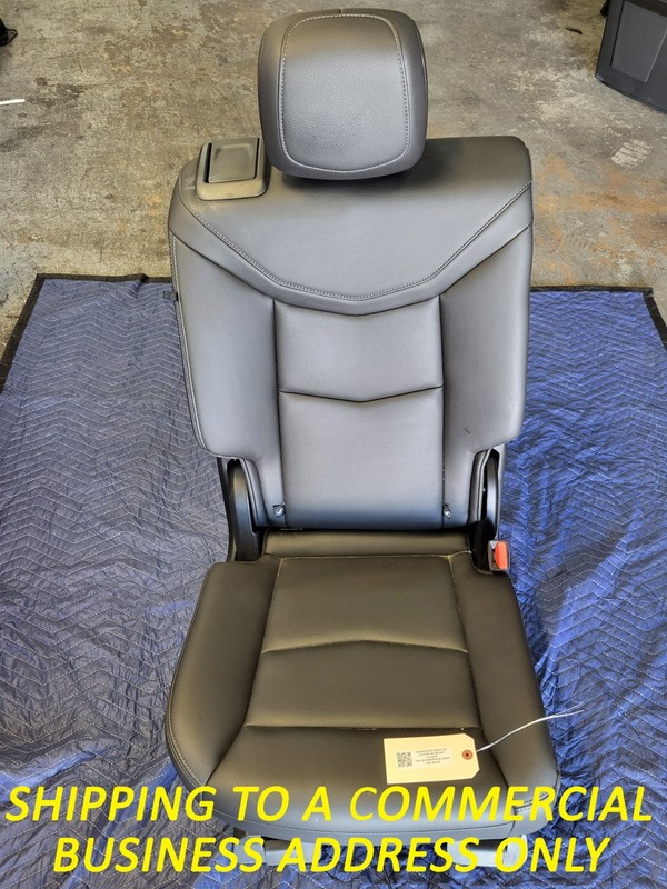 Used Oem Cadillac 2nd Row Right Passenger Rear Seat for 2020-2025 XT5