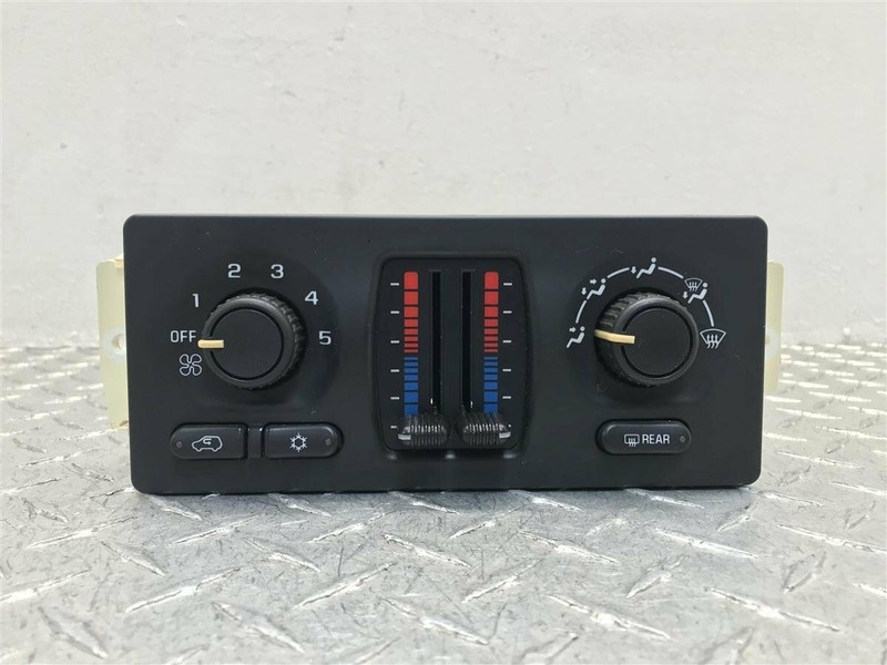 03-09 TRAILBLAZER ENVOY MANUAL FRONT AC CONTROL WITH REAR DEFROST OEM 15195333