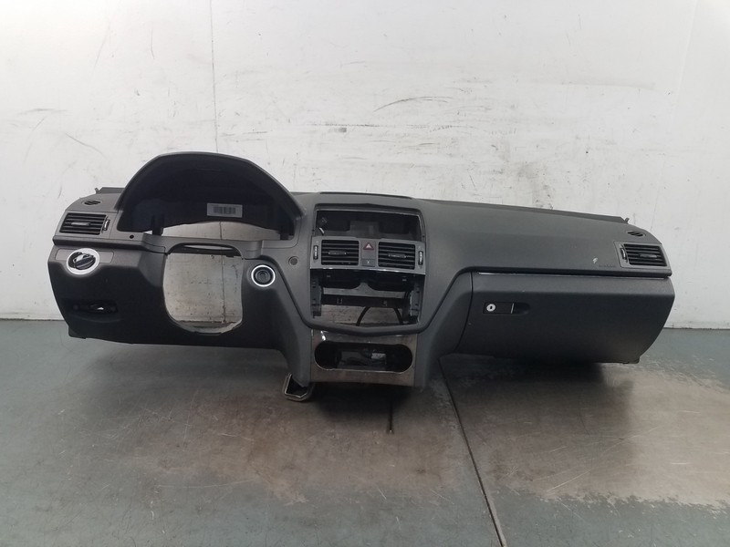 2010 Mercedes Benz AMG C 63 Dash Panel Assembly #8001 Q6
