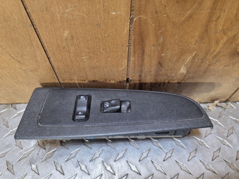 2003-2007 Chevrolet Silverado Passenger Switch Assembly Tested Oem