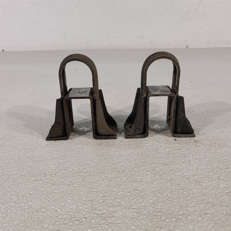 94-98 Mustang Front Sway Bar Mount Brackets Pair Aa7430