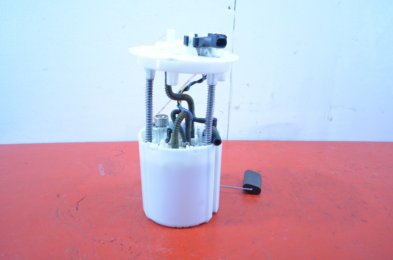 13-17 CADILLAC XTS 3.6L ENGINE FUEL GAS PUMP OEM