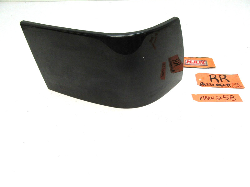 TAILLIGHT QUARTER PANEL TRIM REAR BUMPER COVER Passenger SIDE RH SAAB 9000 94-98