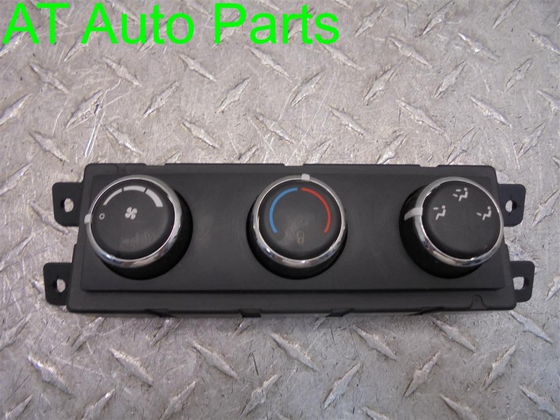 08 09 10 CRYSLER TOWN & COUNTRY REAR TEMPERATURE CONTROL 55111810AD