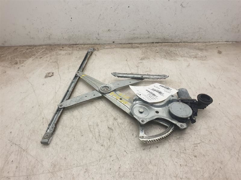 Driver Front Window Regulator Electric Fits 07-11 CAMRY 69802-33050